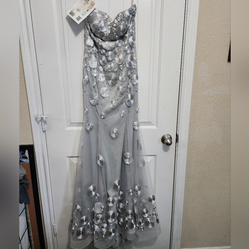 Kiss Formal Light Gray Dress